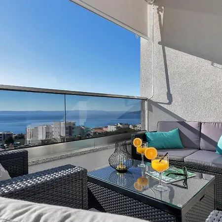 Angels * マカルスカ